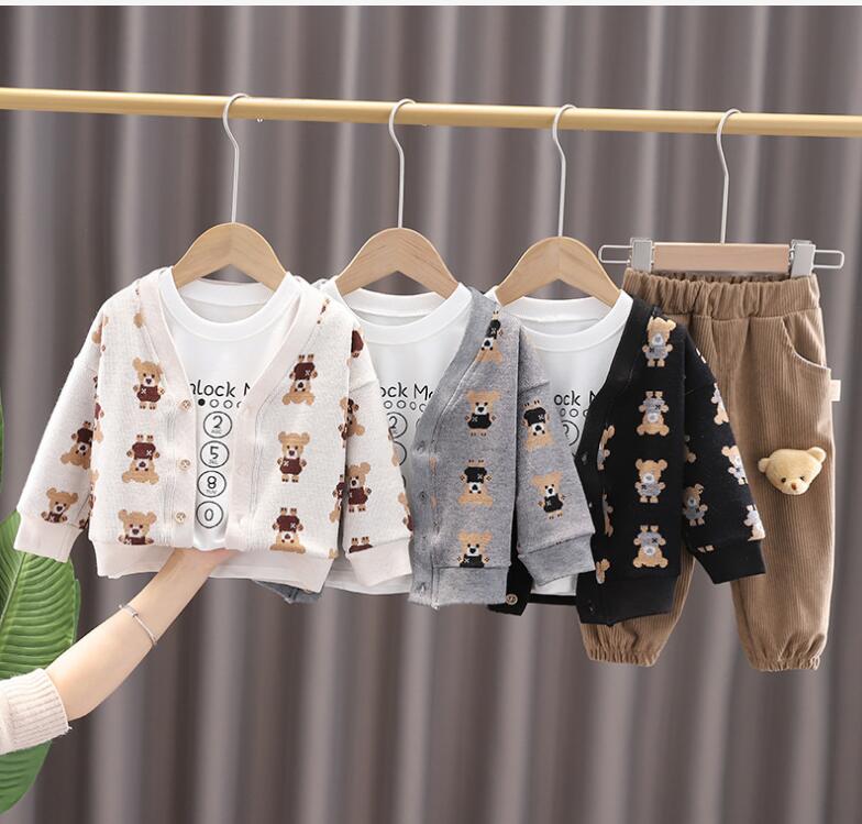 2022 new spring and autumn baby suit for children aged 1-4 cartoon clothing Korean three piece set, Black
2022 new spring and autumn baby suit for children aged 1-4 cartoon clothing Korean three piece set, Black