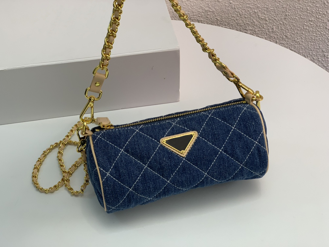 2022 Women Retro Classic Bucket Bags Denim Metal Chain Shoulder Bag Fashion Underarm Tote Bag Large Capacity Outing Backpack Cosmetic Bags, Blue
2022 Women Retro Classic Bucket Bags Denim Metal Chain Shoulder Bag Fashion Underarm Tote Bag Large Capacity Outing Backpack Cosmetic Bags, Blue