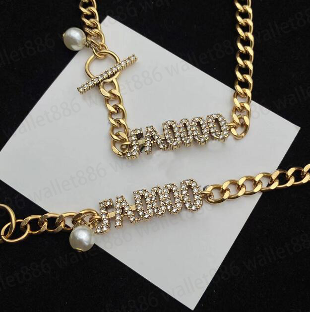 Women Chain Choker Gold Necklace Designer Stainless Steel Punk Brand Letter Bracelets Necklaces Vintage Hip Hop Pendant Jewelry Set linkB
Women Chain Choker Gold Necklace Designer Stainless Steel Punk Brand Letter Bracelets Necklaces Vintage Hip Hop Pendant Jewelry Set linkB