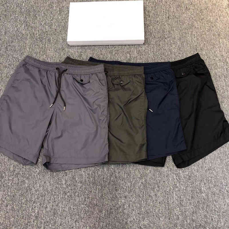 luxury France maya mens shorts designer men short sport summer brand trend pure breathable short-clothing lapel 4 colors 001, Supplement (not shipped separately)
luxury France maya mens shorts designer men short sport summer brand trend pure breathable short-clothing lapel 4 colors 001, Supplement (not shipped separately)