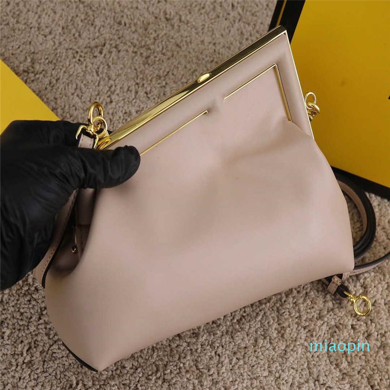 Luxury Designer Handbags 2022 Clutch Bag Metal Hemming Genuine Leather New Fashion women handbag Ladies Single Shoulder Messenger Evening