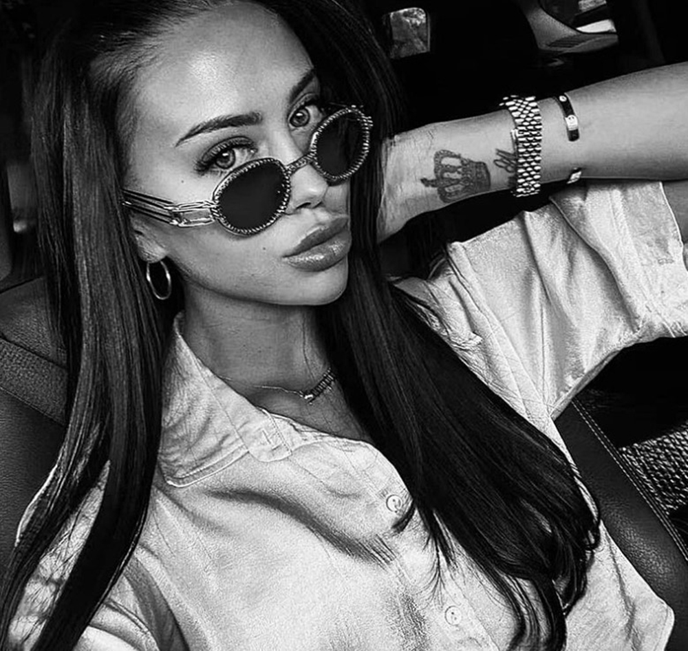 Customized 96889 fashionable Steampunk Diamond Women Sunglasses Trendy INSA Personality UV400 spring metal Outdoor Driving Riding WoMen's Round Glasses
Customized 96889 fashionable Steampunk Diamond Women Sunglasses Trendy INSA Personality UV400 spring metal Outdoor Driving Riding WoMen's Round Glasses