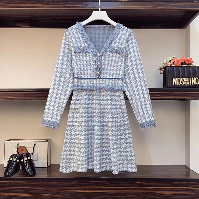 Casual Dresses 2022 Autumn Winter Fashion Elegant Women Vintage Houndstooth Tassels Knitted Female Runway Sweater Mini Dress Robe, Black;gray
Casual Dresses 2022 Autumn Winter Fashion Elegant Women Vintage Houndstooth Tassels Knitted Female Runway Sweater Mini Dress Robe, Black;gray