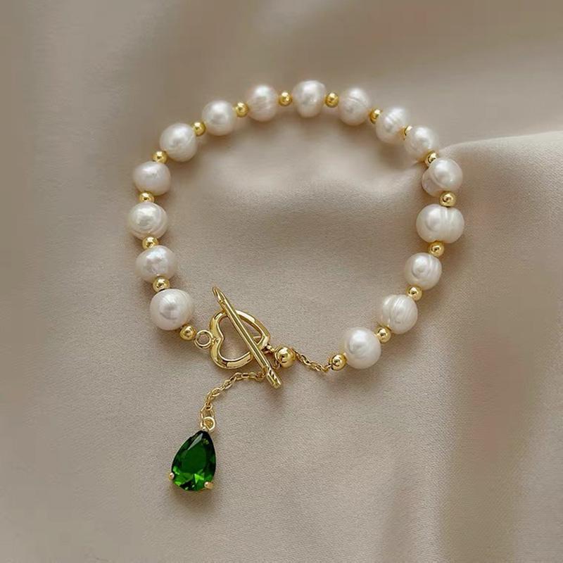 Link Chain Vintage Luxury Green Crystal Pearl Bracelet Women Summer OT Buckle Pendant Love Charm Fashion Jewelry AccessoriesLink
Link Chain Vintage Luxury Green Crystal Pearl Bracelet Women Summer OT Buckle Pendant Love Charm Fashion Jewelry AccessoriesLink