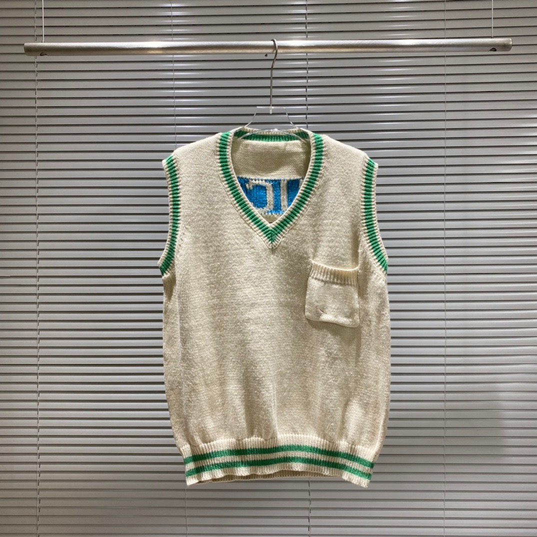 New AOP jacquard letter knitted sweater in autumn / winter 2022acquard knitting machine e Custom jnlarged detail crew neck cotton r382er88
New AOP jacquard letter knitted sweater in autumn / winter 2022acquard knitting machine e Custom jnlarged detail crew neck cotton r382er88