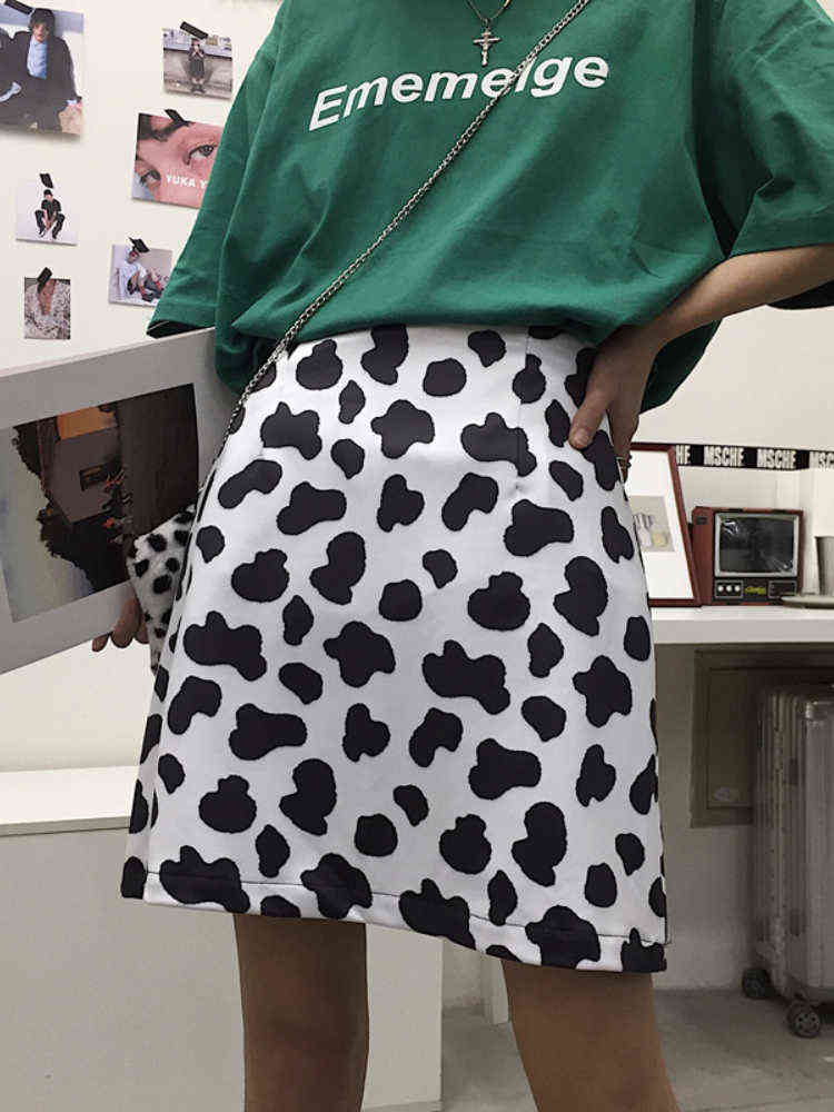 HOUZHOU Harajuku Cow Print Skirt Women Korean Fashion Elastic High Waist A-Line Mini Skirts Aesthetic Egirl Streetwear Summer T220819, Picture
HOUZHOU Harajuku Cow Print Skirt Women Korean Fashion Elastic High Waist A-Line Mini Skirts Aesthetic Egirl Streetwear Summer T220819, Picture