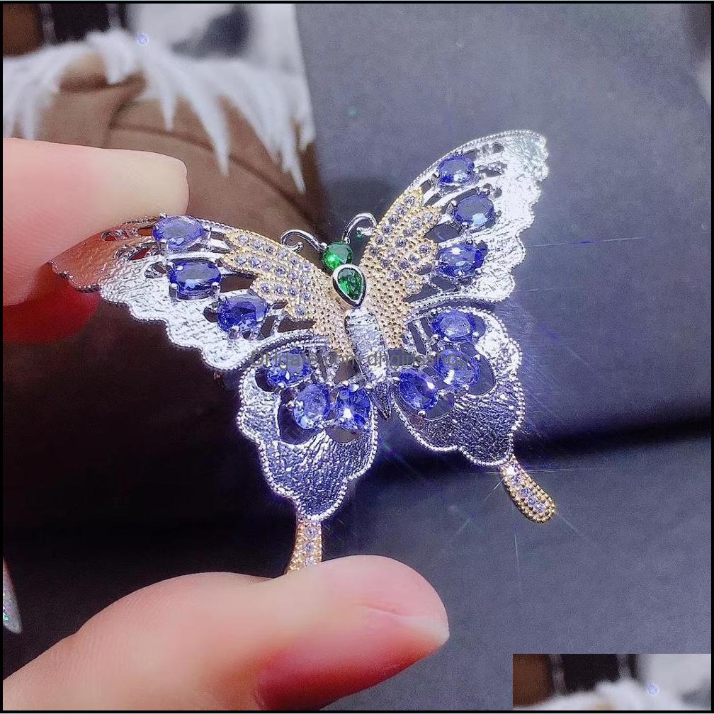 Pins Brooches Jewelry Natural Blue Tanzanite Pendant S925 Sier Gemstone Fashion Grace Butterfly Girlfriend Wedding Dhj2F
Pins Brooches Jewelry Natural Blue Tanzanite Pendant S925 Sier Gemstone Fashion Grace Butterfly Girlfriend Wedding Dhj2F