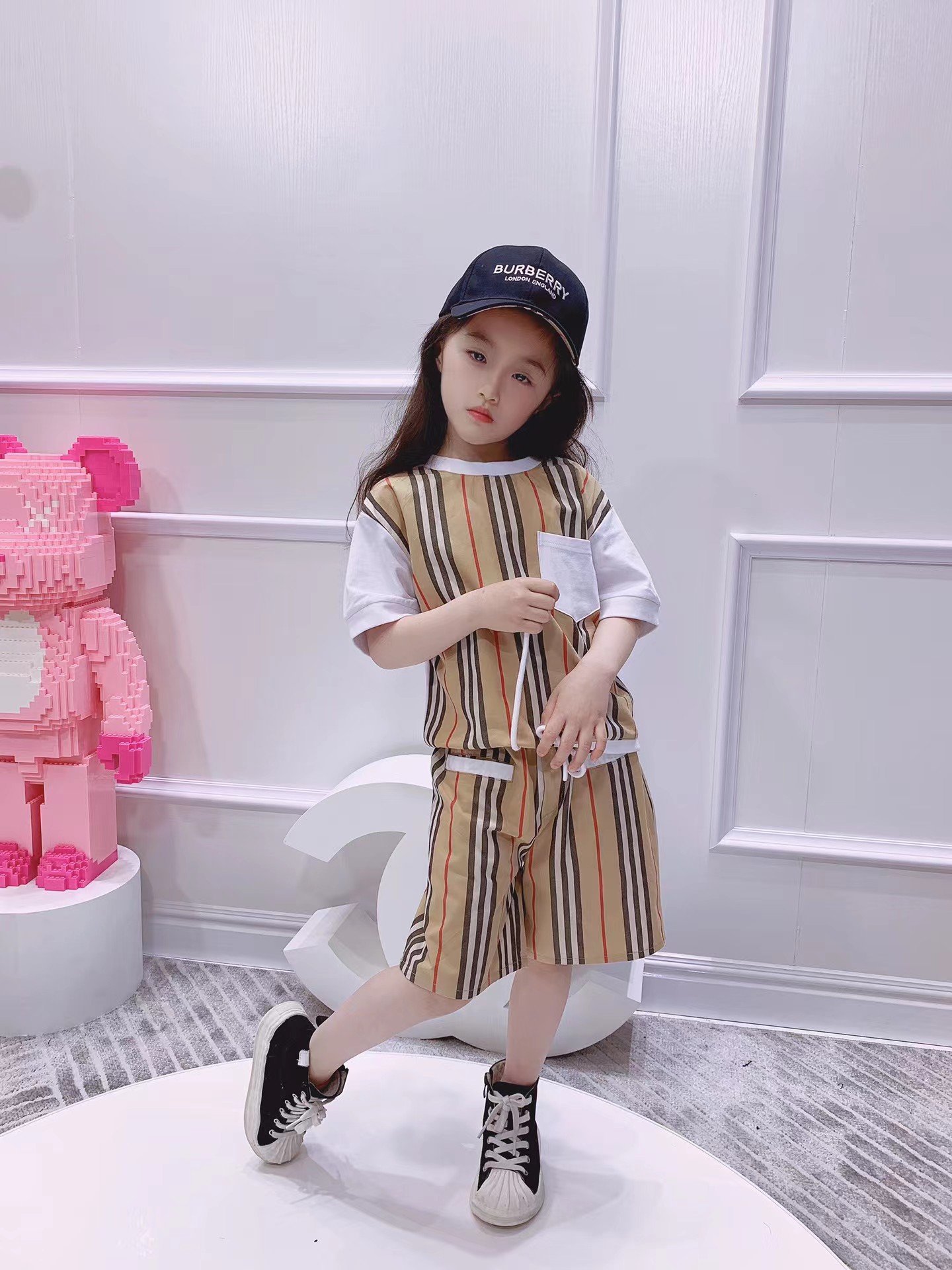 kid girl casual clothing sets waist +brown short set -160cm fashion designer boutique clothes wholesale 2022, Customize
kid girl casual clothing sets waist +brown short set -160cm fashion designer boutique clothes wholesale 2022, Customize