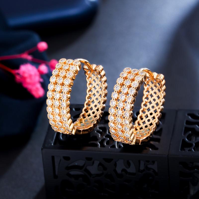 Hoop & Huggie CWWZircons Trendy Bright Round Cubic Zircon Pave Yellow Gold Color Circle CZ Earrings Jewelry For Women CZ124Hoop
Hoop & Huggie CWWZircons Trendy Bright Round Cubic Zircon Pave Yellow Gold Color Circle CZ Earrings Jewelry For Women CZ124Hoop