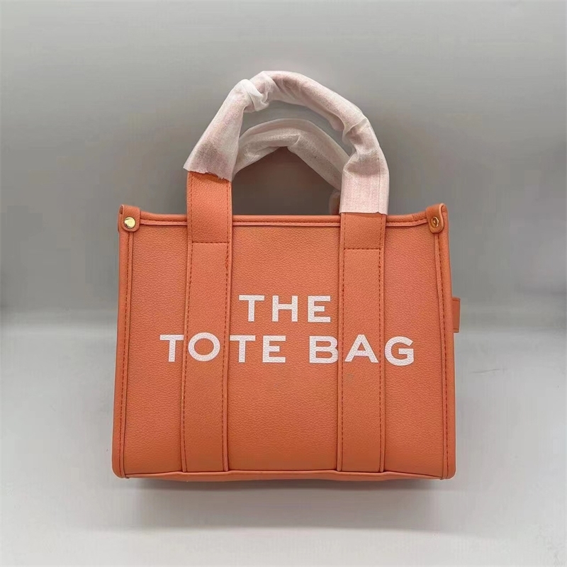 Women's New Fashion Designer Luxury Tote Bag Messenger One Shoulder Tote Bag Bags Handbags Women G220531, Red
Women's New Fashion Designer Luxury Tote Bag Messenger One Shoulder Tote Bag Bags Handbags Women G220531, Red