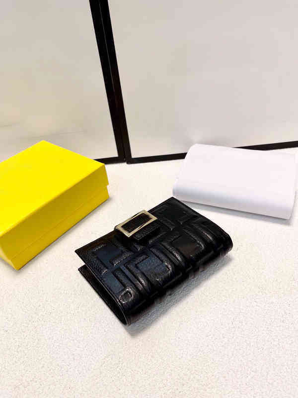 Designer Wallets porte carte Classic Women Credit Card Holder Bags Fashion Available Short coin purse mens wallet 220719, Black
Designer Wallets porte carte Classic Women Credit Card Holder Bags Fashion Available Short coin purse mens wallet 220719, Black