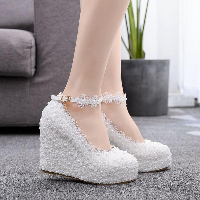 Crystal Queen Wedges Wedding Pumps Sweet White Flower Lace Pearl Platform Shoes Bride Dress High Heels 220328