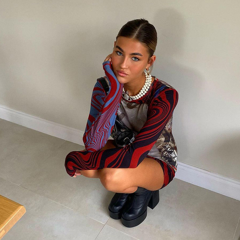 BOOFEENAA 3D Abstract Printed Sexy Two Piece Sets Womens Outifits Y2k Aesthetic Graphic T Shirts Mini Skirts Clubwear C96 CF22 220714