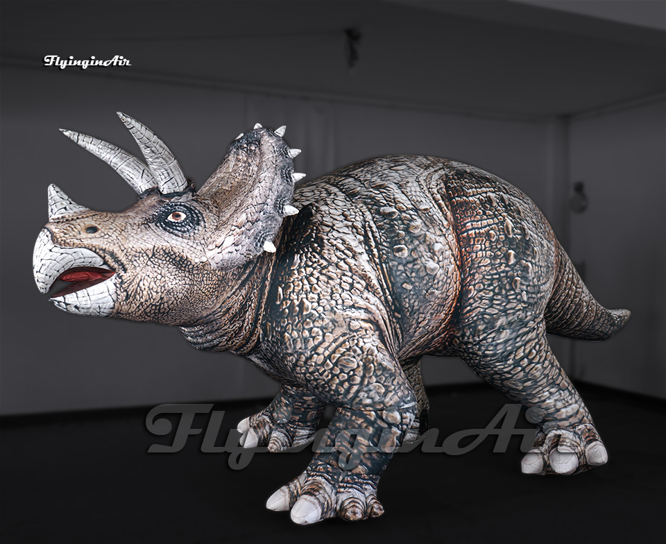 Simulated Inflatable Triceratops 5m length Jurassic Park Animal Model Air Blow Up Dinosaur With Three Horns For Museum Decoration