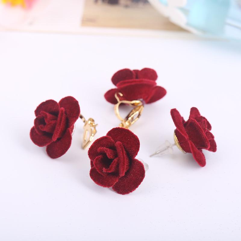 Clip-on & Screw Back Style Fashion Handmade Cloth Rose Flower Shape Clip On Earrings Wihtout Peircing For Women Party Wedding Charm
Clip-on & Screw Back Style Fashion Handmade Cloth Rose Flower Shape Clip On Earrings Wihtout Peircing For Women Party Wedding Charm