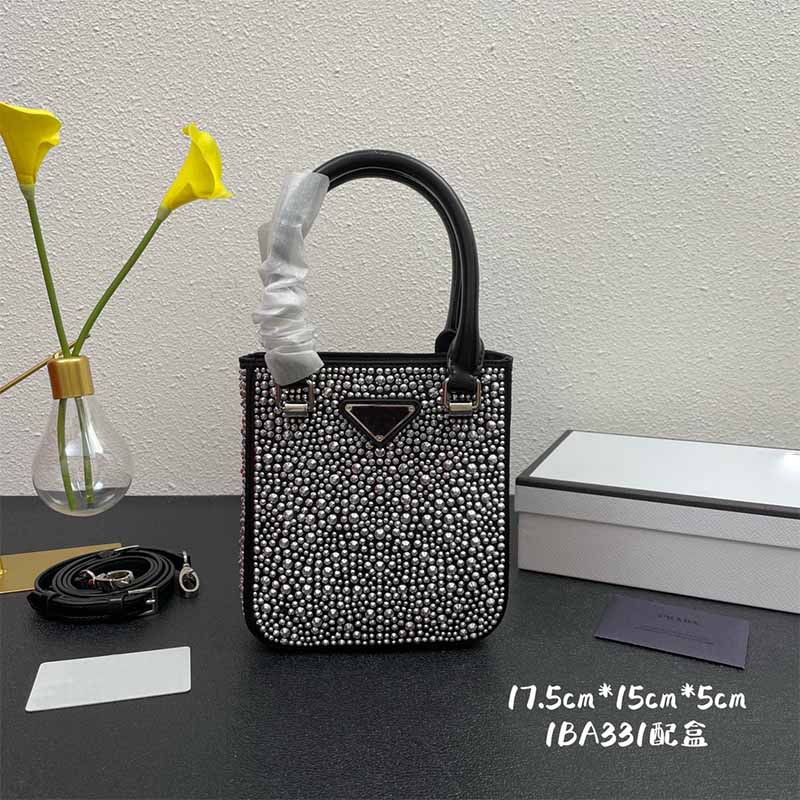 Mini Tote Handbags Phone Bags Women Crytal Luxurys Designers fashion letter shoulder Oblique Messenger bag Designer crossbody wallets, Customize
Mini Tote Handbags Phone Bags Women Crytal Luxurys Designers fashion letter shoulder Oblique Messenger bag Designer crossbody wallets, Customize