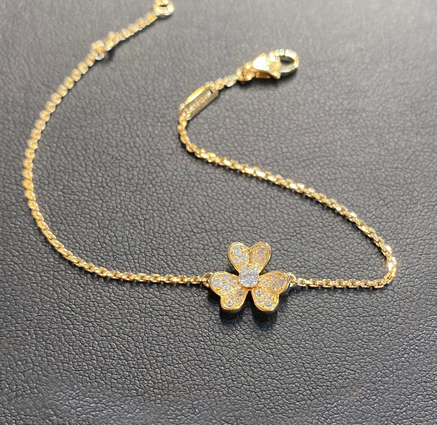 V gold material charm bracelet flower pendant necklace with diamond for women wedding jewelry gift engagement have box stamp PS4230A