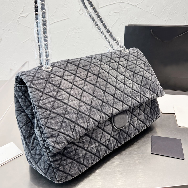 Wallet Cross Body Shoulder Bags Denim Bag Blue Square Flap Handbags Purse Chain Cowboy Strap Large Capacity Diamond Lattice Metal Letter Clutch Wallet Totes Purses, 26cm
Wallet Cross Body Shoulder Bags Denim Bag Blue Square Flap Handbags Purse Chain Cowboy Strap Large Capacity Diamond Lattice Metal Letter Clutch Wallet Totes Purses, 26cm