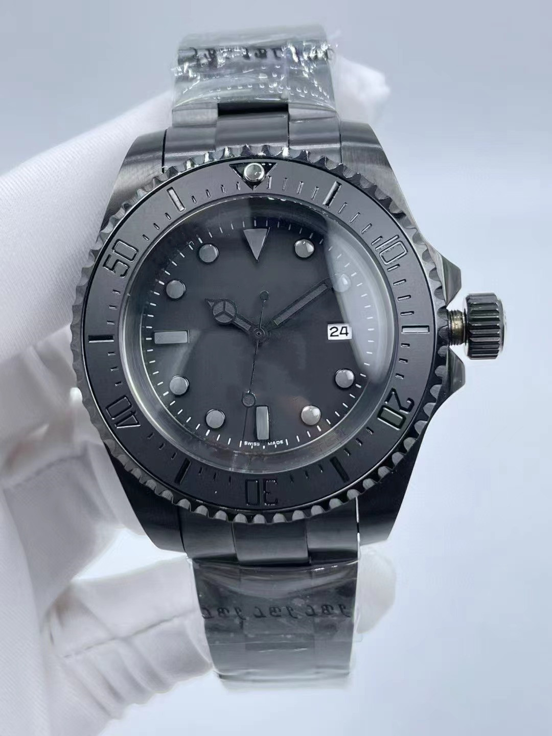 New Men's 44mm watch 2813 Automatic Mechanical Movement Sapphire Glass 316L montre de Luxury wristwatch
New Men's 44mm watch 2813 Automatic Mechanical Movement Sapphire Glass 316L montre de Luxury wristwatch