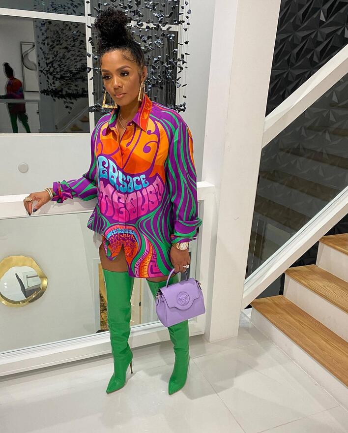 European and American women's shirts 2022 spring temperament casual slim printed skirt, Red 2644
European and American women's shirts 2022 spring temperament casual slim printed skirt, Red 2644