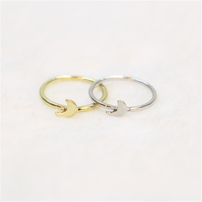 Fashion cute little moon rings, middle finger moon rings for women wholesale free shipping
Fashion cute little moon rings, middle finger moon rings for women wholesale free shipping