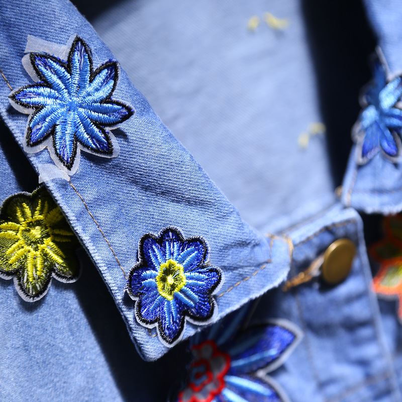 Europe station 2015 autumn new women's Heavy embroidered flowers affixed cloth blue denim jacket temperament wild