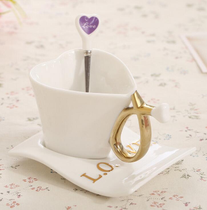 Cup for Lovers Wedding Party Gifts Creative Romantic Heart-shaped Ceramic Cup Couple Coffee Cup Saucer Love Confession Wedding Supplies C02