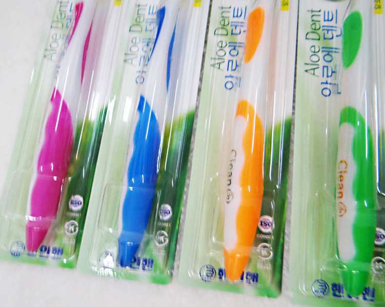 new arrival Aloe Dent toothbrush with Double green fur for adult/childen toothbrush for Antibacterial cleaning