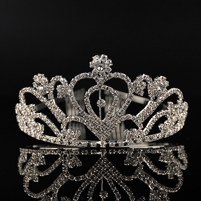 Cheap Silver Crystals Wedding Tiaras Beaded Bridal Crowns Rhinestone Head Pieces Cheap Comb Hair Accessories Pageant Tiara
Cheap Silver Crystals Wedding Tiaras Beaded Bridal Crowns Rhinestone Head Pieces Cheap Comb Hair Accessories Pageant Tiara