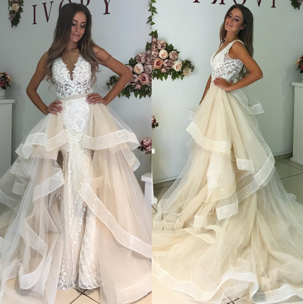 Amazing Lace Backless Wedding Dresses With Detachable Skirt A Line Sheer V Neck Beaded Bridal Gowns Appliqued Open Back Vestido De Novia, White
Amazing Lace Backless Wedding Dresses With Detachable Skirt A Line Sheer V Neck Beaded Bridal Gowns Appliqued Open Back Vestido De Novia, White