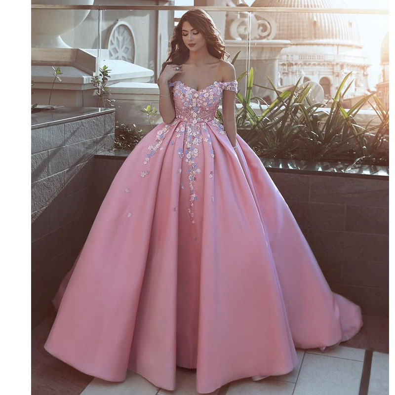Pink 3D Appliqued Ball Gown Prom Dresses Off The Shoulder Beaded Evening Gowns Sweep Train Vestidos De Fiesta Satin Formal Dress, White
Pink 3D Appliqued Ball Gown Prom Dresses Off The Shoulder Beaded Evening Gowns Sweep Train Vestidos De Fiesta Satin Formal Dress, White