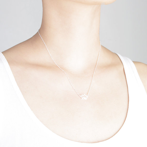 10PCS Gold Silver Color Tiny Lotus Necklace Lotus Flower Necklace Petal Bloom Blossom Necklaces Plant Jewelry for lady women
