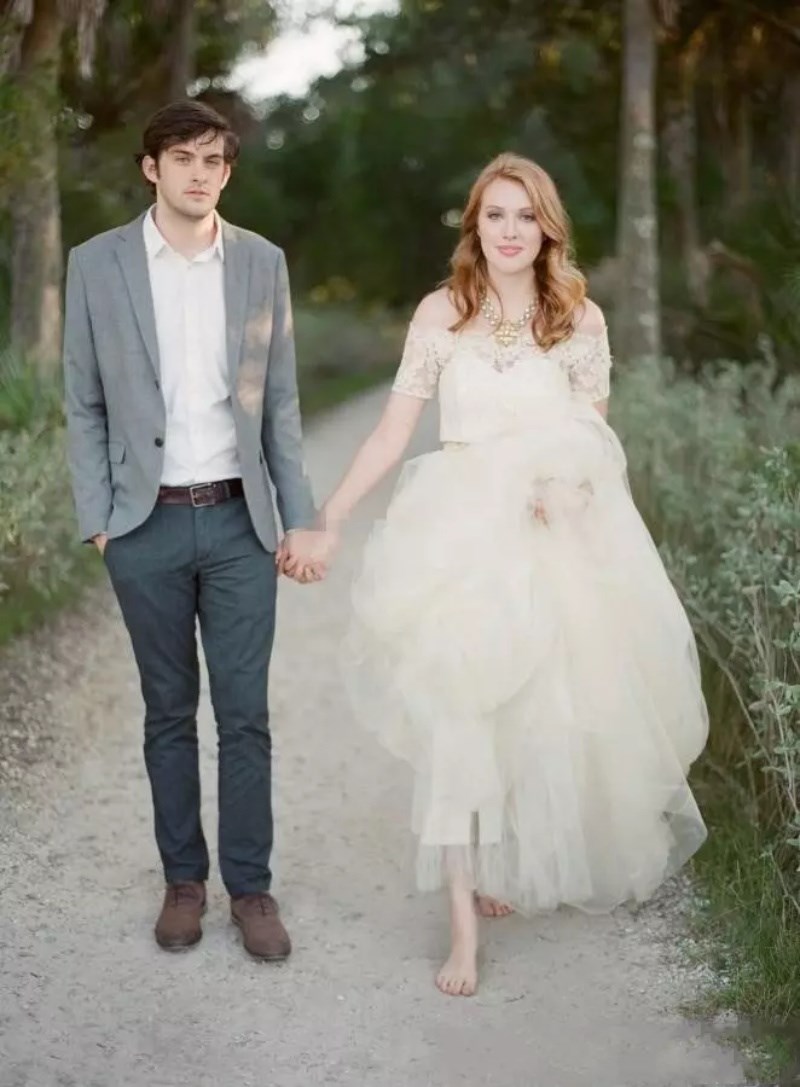 Vintage BHLDN A Line Boho Wedding Dresses With Belt Off Shoulder Short Sleeves Lace Appliques Custom Made Garden Country Beach Bridal Gowns