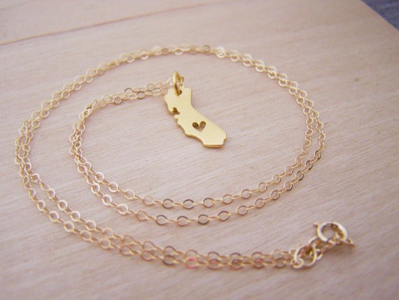 10PCS Outline California Map Necklace With Heart USA CA State I Heart Love Necklaces