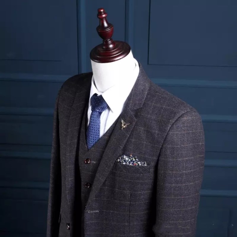 Handsome Custom Made Mens Suits Classic Fit Suit Formal Occasion Wear Mans Wedding Party Tuxedo Three Pieces (Coat+Pants+Vest) Groom Tuexdos