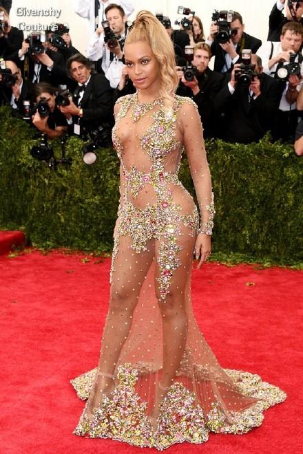 Beyonce Prom Dressess Sexy Red Carpet Dresses Crew Full Sleeve Sheer with Shining Sequins Beads Backless Sweep Train Prom Dress