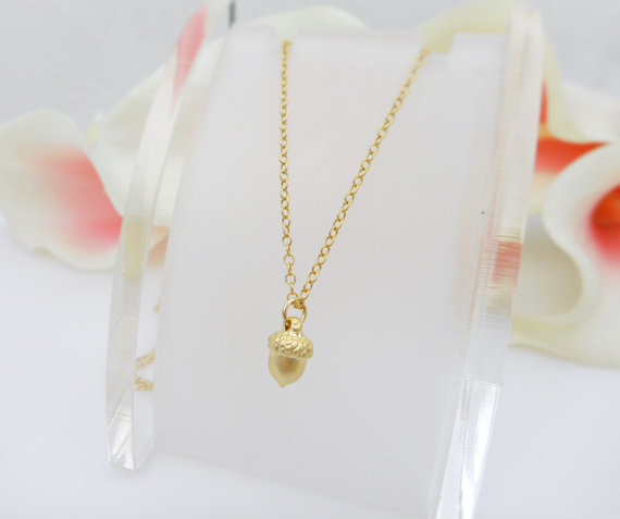 10PCS Cute Pinecone Necklace Tiny Acorn Necklace Minimal Dainty Pine Cone Necklace Small Squirrel Nut Necklaces for Lucky Gifts