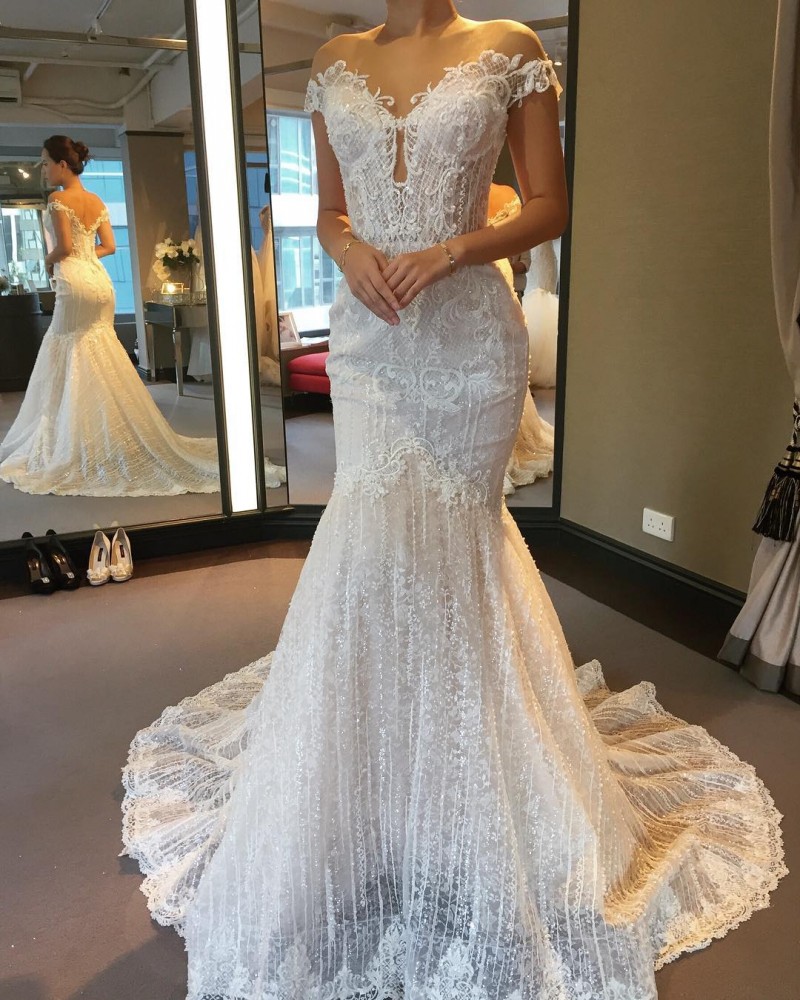 Mermaid Neck Illusion Dresses Hollow Back Crystal Lace Appliqued Trumpet Bridal Gowns New Country Garden Wedding Dress