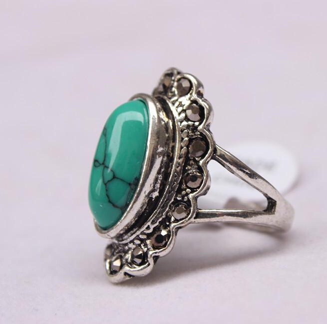 

Free Shipping Fine classic 925 silver Turquoise ring Silver ring Lord of the rings The treasure jade stone wholesale