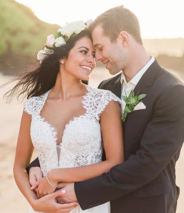 2017 Bohemian Beach Lace Short Wedding Dresses With Chiffon Long Detachable Skirt High Low Bridal Gowns Custom Made China EN10301