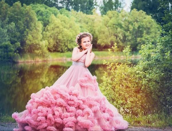 Cloud Ruffles Tiered Flower Girl Dress For Weddings Vintage Pink Big Train Princess Dress Mother Daugher 1st Birthday Evening Gowns