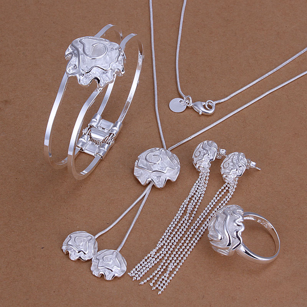 High grade 925 sterling silver Sose Set jewelry sets DFMSS324 brand new Factory direct sale 925 silver necklace bracelet earring ring
High grade 925 sterling silver Sose Set jewelry sets DFMSS324 brand new Factory direct sale 925 silver necklace bracelet earring ring