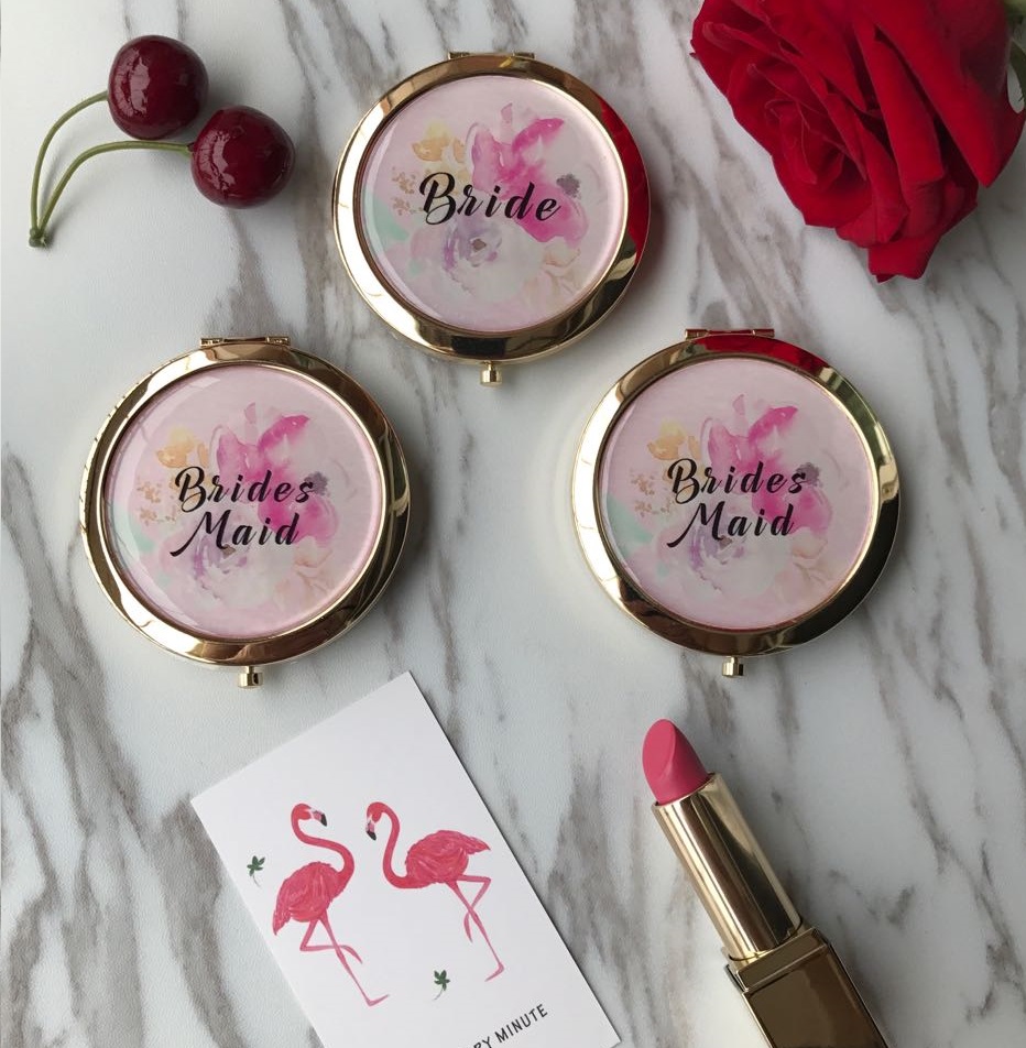 Personalized Bridesmaid gifts compact mirror for birthday wedding favors with gift boxes 5pcs lot wholesales free shipping, Rose gold frame
Personalized Bridesmaid gifts compact mirror for birthday wedding favors with gift boxes 5pcs lot wholesales free shipping, Rose gold frame