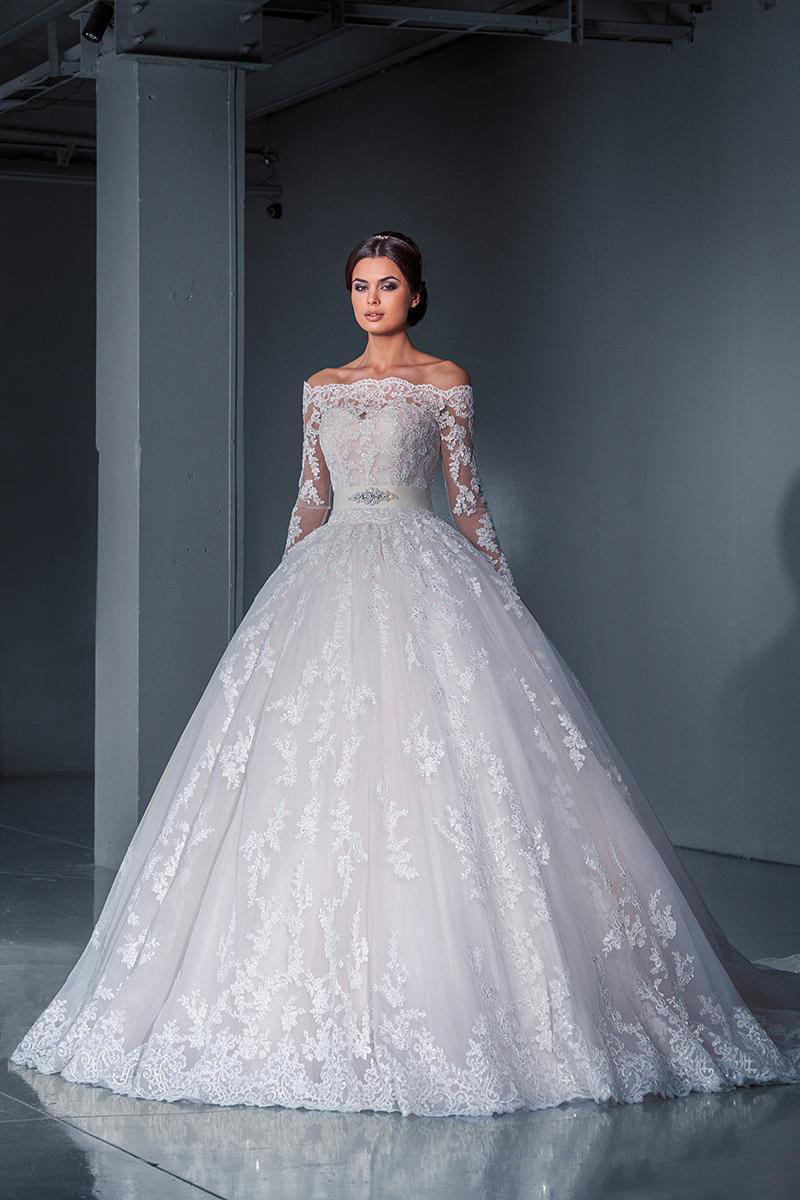 Elegant Ball Gown Lace Wedding Dresses 2016 Off the Shoulder Long Sleeves Sheer Illusion Chapel Train Appliques Beads Bridal Dress Gowns
