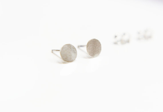 30Pair- S040 Small Brushed Ladies Round Earrings Simple Geometric Circle Stud Earrings Tiny Flat Circle Round Stud Earrings
30Pair- S040 Small Brushed Ladies Round Earrings Simple Geometric Circle Stud Earrings Tiny Flat Circle Round Stud Earrings