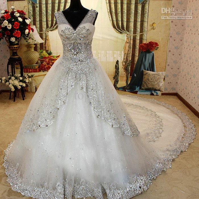 2019 New V Neck Wedding Dresses Bridal Gowns with Sheer Strap Lace SWAROVSKI Crystals Long A Line Custom Wedding Gowns, Gold
2019 New V Neck Wedding Dresses Bridal Gowns with Sheer Strap Lace SWAROVSKI Crystals Long A Line Custom Wedding Gowns, Gold