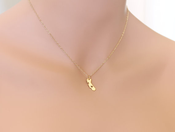 10PCS Outline California Map Necklace With Heart USA CA State I Heart Love Necklaces
