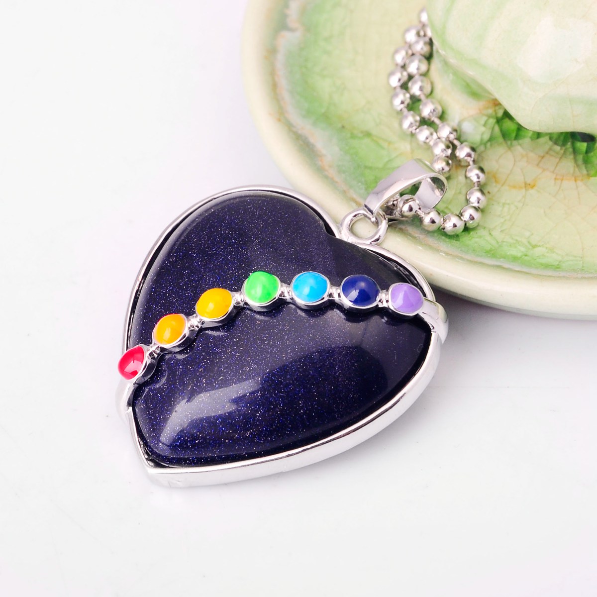 Heart-shaped ring face with 7-color heart-shaped gemstone pendant necklace European and American women popular models