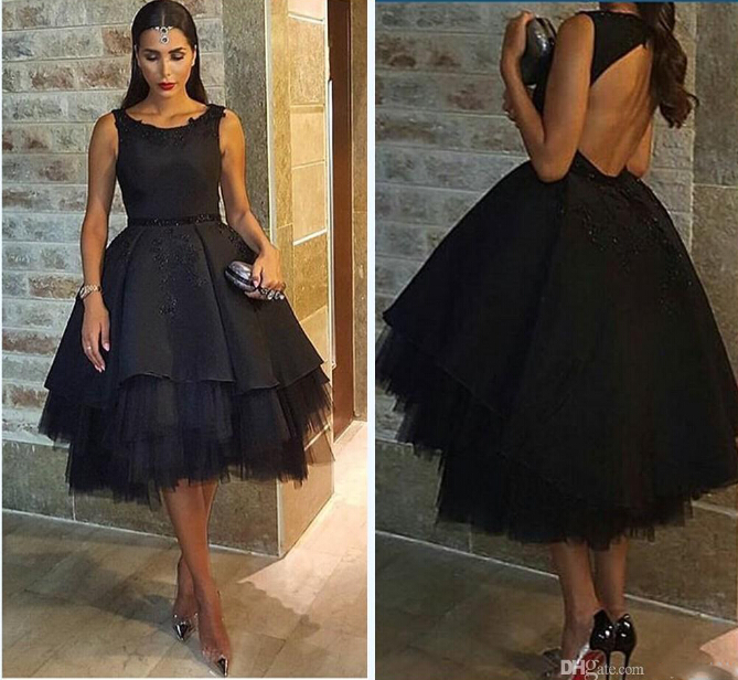 Classic Arabic Black Prom Dresses Beaded Satin Tulle Petticoat Prom Ball Gowns Knee Length Hollow Back Sexy Party Dresses Evening Wear