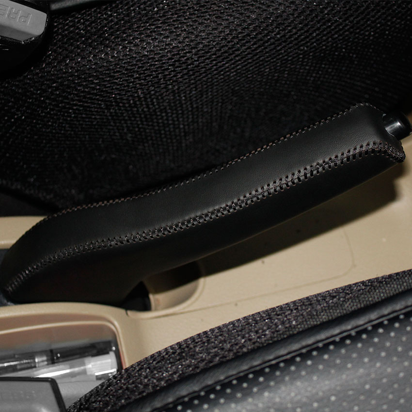 Handbrake cover Case for Nissan Tiida old model Genuine leather Handbrake lever covers Auto interior decoration DIY Sleeve car covers